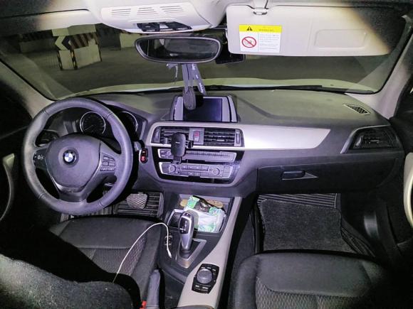 [成都·川A] 二手宝马宝马1系2018款 118i 领先型