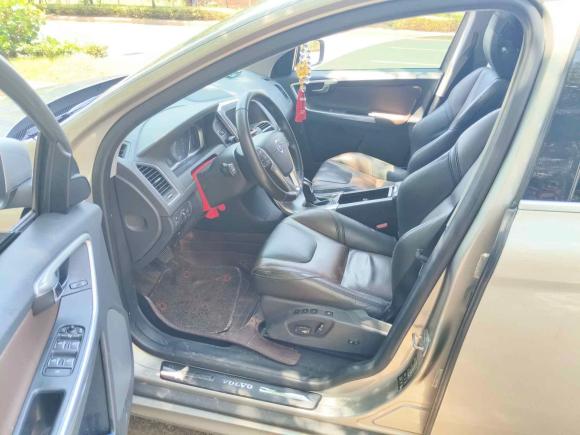 [南昌·赣A] 二手沃尔沃沃尔沃XC602016款 T5 AWD 智远版