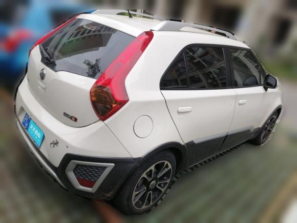 [上海·沪C] 二手名爵名爵3SW2015款 1.5L AMT精英型