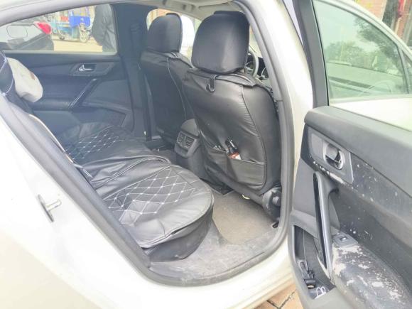 [常州·苏D] 二手标致标致5082012款 2.0L 自动天窗经典版