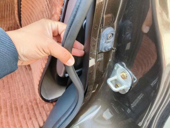 [青岛·鲁U] 二手铃木天语 SX42012款 1.6L 自动锐骑型