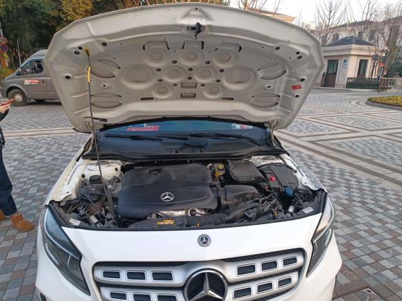 [苏州·苏E] 二手奔驰奔驰GLA2018款 GLA 200 动感型