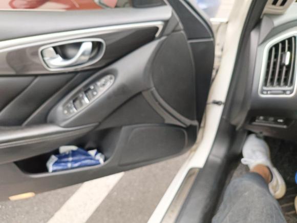 [嘉兴·浙F] 二手英菲尼迪英菲尼迪Q502014款 2.0T 舒适版