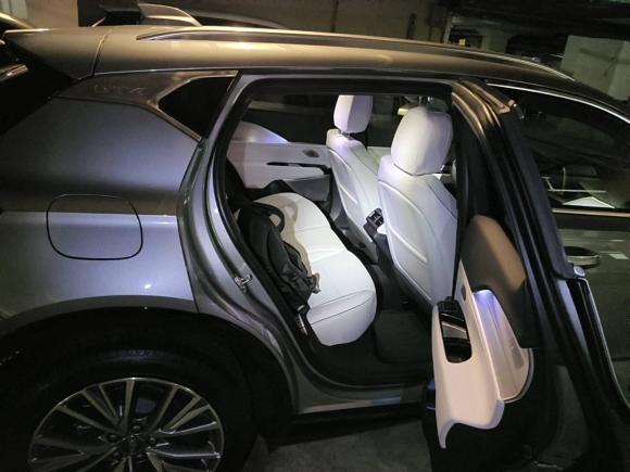 [成都·贵A] 二手凯迪拉克凯迪拉克GT42023款 25T 尊贵型