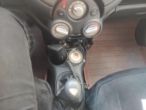 [青岛·鲁B] 二手日产玛驰2015款 1.2L 手动易享版