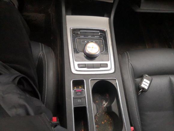 [南京·浙A] 二手荣威荣威i6新能源2017款 45T 混动互联智享版