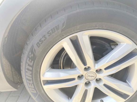 [常州·苏D] 二手众泰众泰T7002017款 1.8T 双离合尊贵型贺岁版