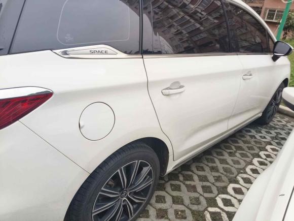 [上海·沪A] 二手比亚迪宋MAX新能源2019款 DM 1.5T 智联致进型 7座 国VI