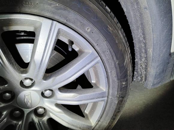 [南京·苏A] 二手凯迪拉克凯迪拉克XT42018款 28T 两驱豪华型