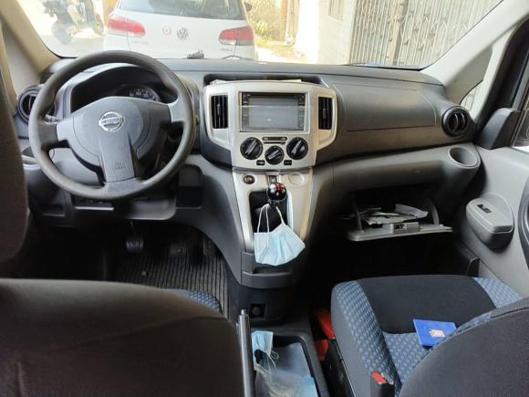 [佛山·粤A] 二手日产日产NV2002011款 1.6L 232座 尊雅型