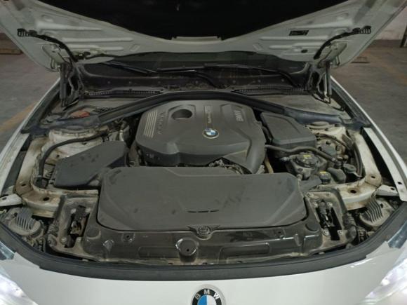 [济南·鲁A] 二手宝马宝马4系2017款 425i M运动套装