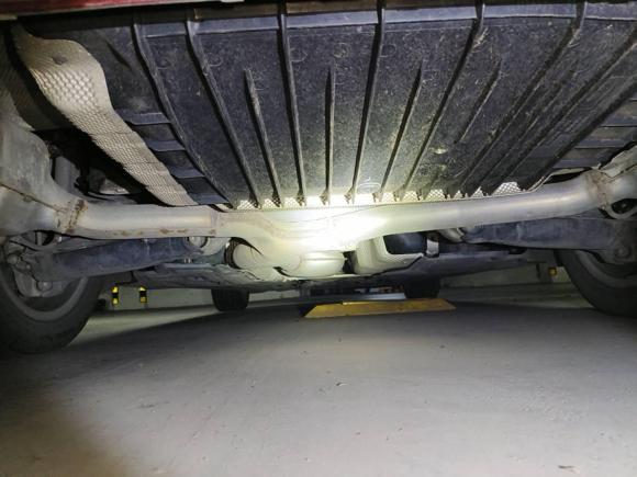 [武汉·鄂A] 二手奔驰奔驰C级2018款 C 200 L 运动版