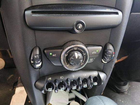 [武汉·鄂A] 二手MINIMINI2011款 1.6L COOPER Fun