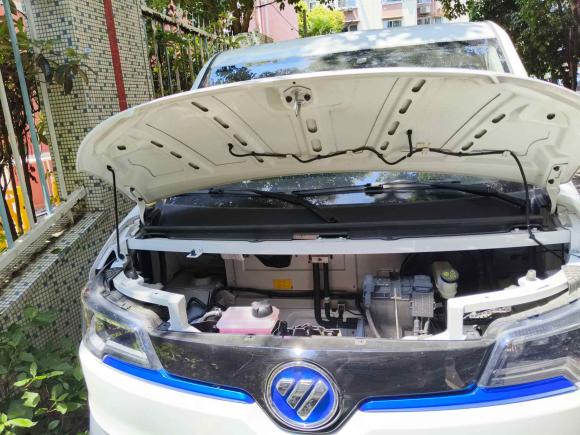 [上海·鲁Q] 二手福田智蓝精灵E72023款 纯电动厢式运输车 平顶2座 宁德时代38.64kWh