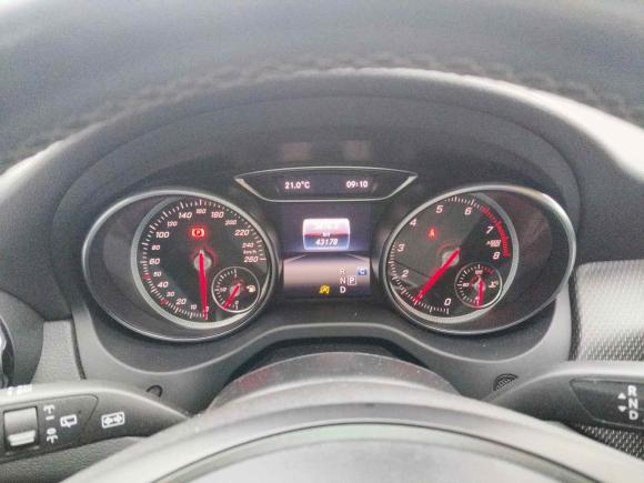 [湖州·浙E] 二手奔驰奔驰GLA2017款 GLA 200 动感型