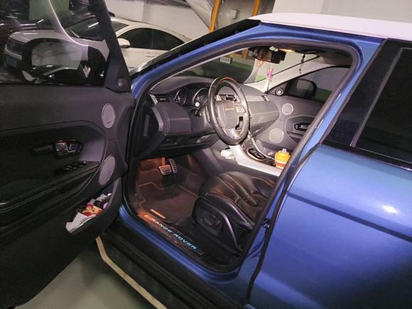 [上海·沪B] 二手路虎揽胜极光2013款 2.2T 5门柴油版