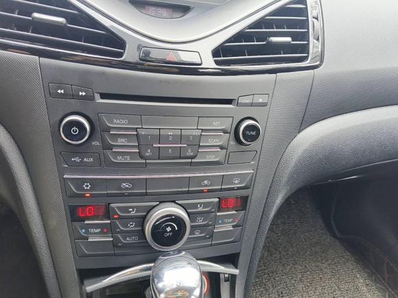 [深圳·粤B] 二手奔腾奔腾B702014款 2.0L 自动舒适型