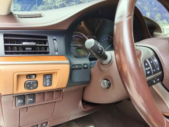 [武汉·鄂A] 二手雷克萨斯雷克萨斯ES2015款 300h 豪华版