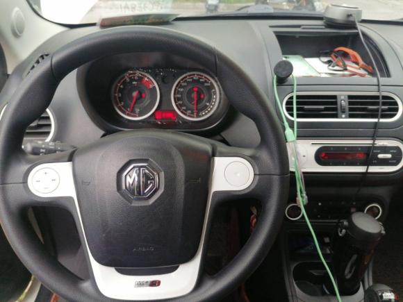 [上海·沪C] 二手名爵名爵3SW2015款 1.5L AMT精英型