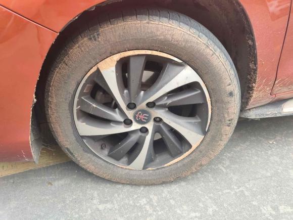 [佛山·粤E] 二手比亚迪宋2016款 2.0TID 自动尊贵型