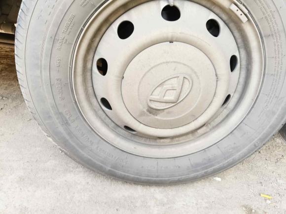 [济南·鲁A] 二手上汽大通MAXUS新途V802023款 2.0T 手动经典傲运通动力版短轴超低顶5/6座