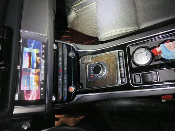 [武汉·鄂A] 二手捷豹捷豹XFL2018款 XFL 2.0T 250PS 豪华版