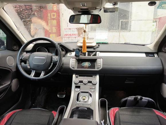 [上海·鄂A] 二手路虎揽胜极光2016款 2.0T SE PLUS 智享版