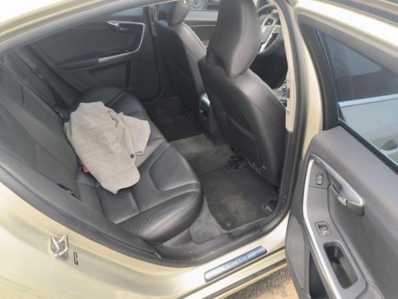 [上海·沪C] 二手沃尔沃沃尔沃S602017款 S60L T3 智进版