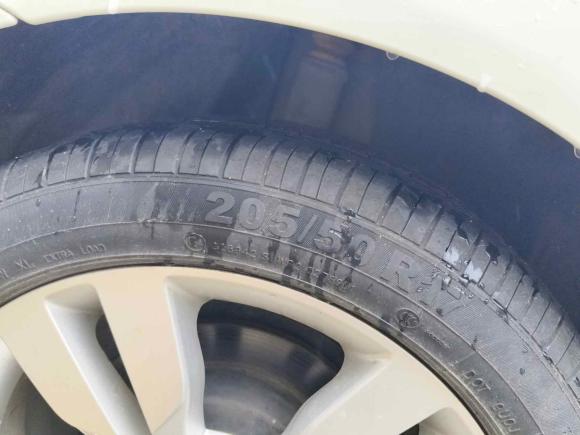 [苏州·豫P] 二手奇瑞艾瑞泽52017款 1.5L 手动时尚版