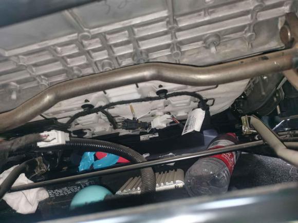 [济南·鲁J] 二手威马汽车威马EX52018款 EX5 300 Lite探索版