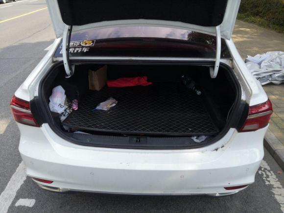 [合肥·皖A] 二手荣威荣威ei62017款 45T 混动互联智享版