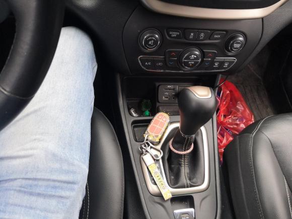 [合肥·皖A] 二手Jeep自由光2017款 2.0L 优越版