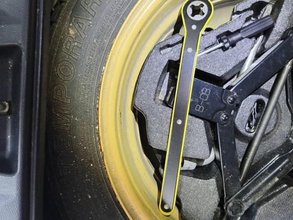 [金华·浙G] 二手斯巴鲁傲虎2015款 2.5i 运动导航版