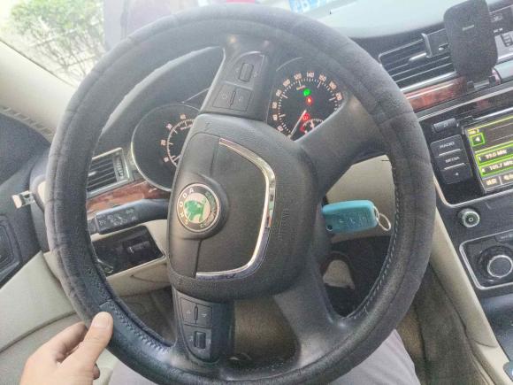 [上海·沪A] 二手斯柯达昊锐2009款 1.8TSI 自动贵雅版