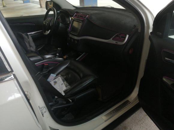 [广州·粤A] 二手道奇酷威2013款 2.4L 两驱尊尚版