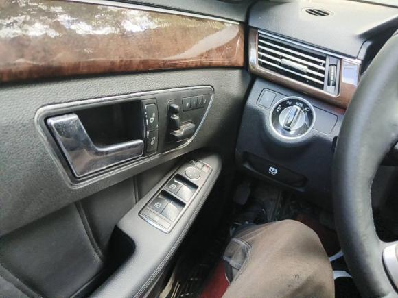 [西安·陕A] 二手奔驰奔驰E级2011款 E 300 L 优雅型