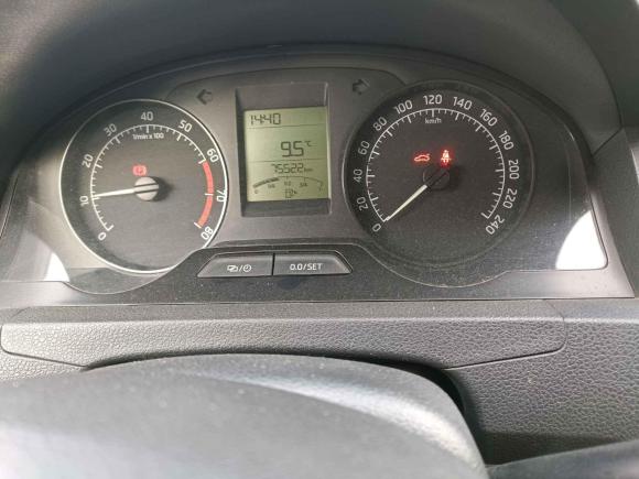[无锡·苏B] 二手斯柯达昕锐2013款 1.6L 手动智选型