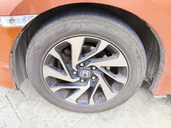 [金华·浙G] 二手本田思域2016款 220TURBO CVT豪华版