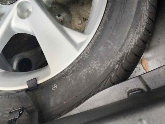[上海·苏E] 二手丰田卡罗拉2011款 1.8L CVT GL-i
