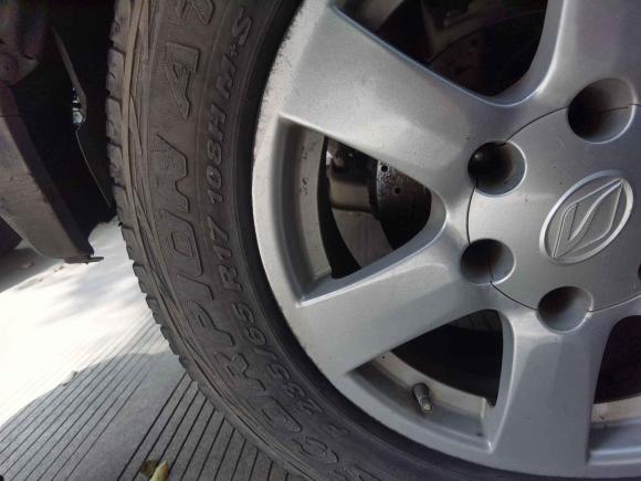 [杭州·浙A] 二手陆风陆风X82009款 2.5T 柴油4X4超豪华型