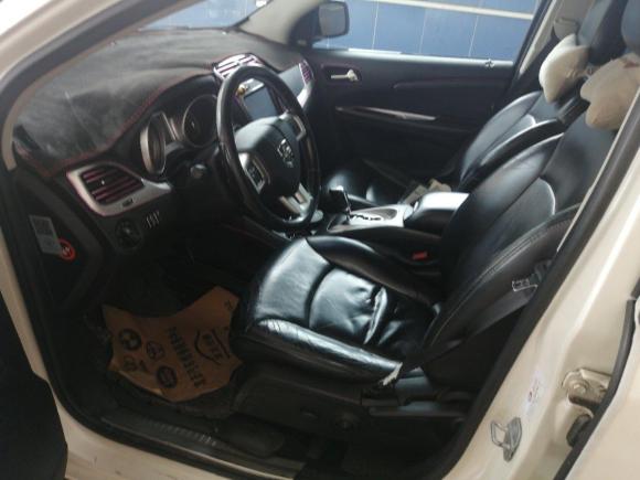 [广州·粤A] 二手道奇酷威2013款 2.4L 两驱尊尚版