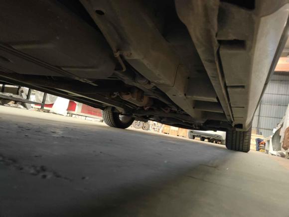 [济南·鲁A] 二手SWM斯威汽车SWM斯威X72016款 1.5T 手动尊贵型 7座