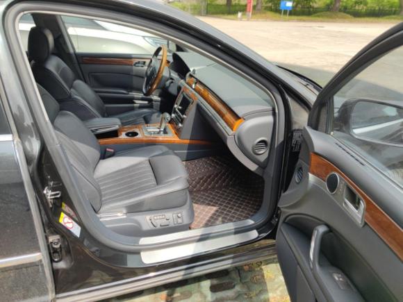 [苏州·苏E] 二手大众辉腾2009款 3.6L V6 4座加长行政版