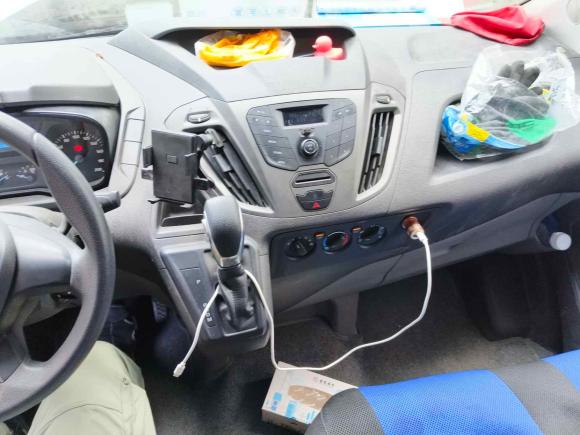 [杭州·浙A] 二手福特全顺2019款 2.0T汽油自动多功能商用车短轴低顶6座国VI