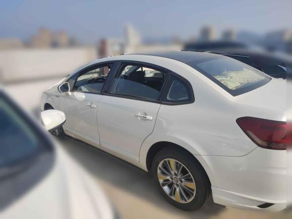 [无锡·豫P] 二手雪铁龙世嘉2016款 经典 三厢 1.6L 手动科技版