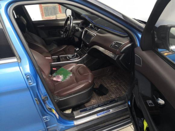 [芜湖·皖B] 二手陆风陆风X72015款 2.0T 全景尊贵版