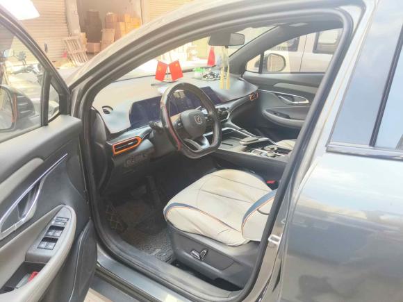 [义乌·皖K] 二手长安长安UNI-T2022款 1.5T 尊贵型