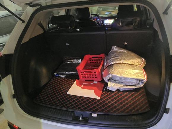 [南昌·赣A] 二手现代北京现代ix252017款 1.6L 自动智能型