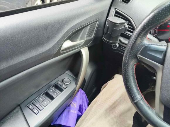 [温州·浙C] 二手名爵锐行2015款 1.5T 自动精英版