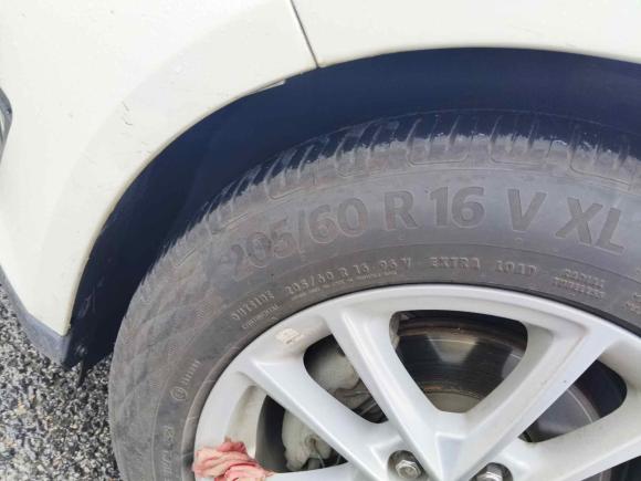 [苏州·甘A] 二手福特福克斯2018款 两厢经典 EcoBoost 125 手动超能风尚型智行版